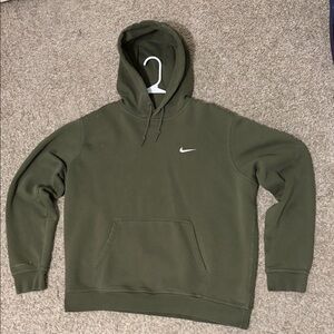 Nike Men's Forrest Green Hoodie